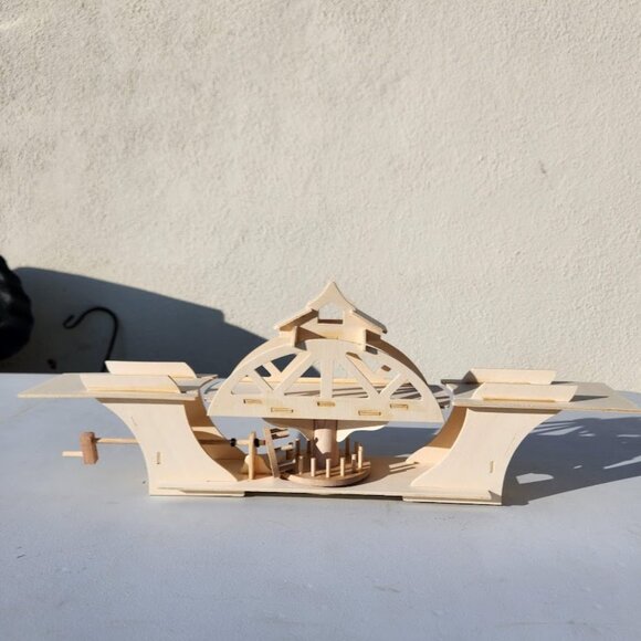 Hand-Built Swing Bridge Model Hand Crank Gears Wooden Wood based on Newcastle-up - Picture 3 of 13